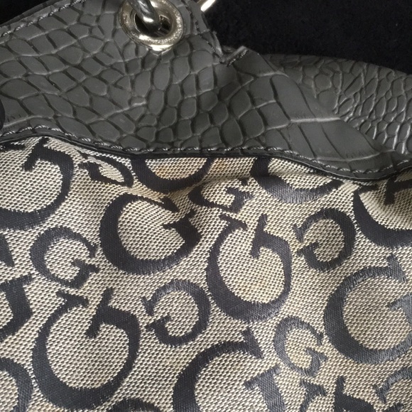 Guess Los Angeles Large Gray Shoulder Bag - Picture 14 of 16